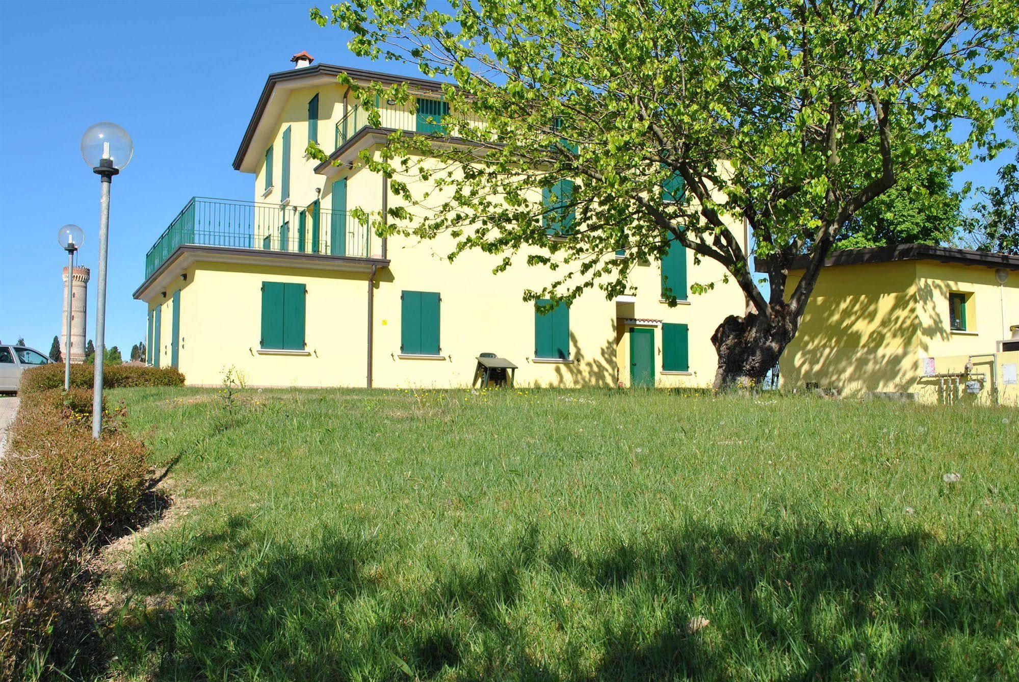 Albergo Quattro Pini San Martino della Battaglia Esterno foto