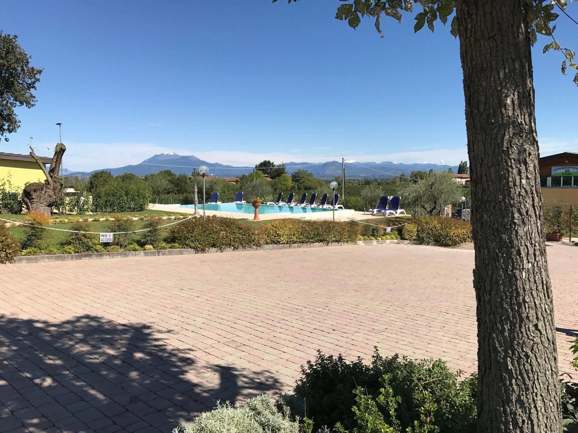 Albergo Quattro Pini San Martino della Battaglia Esterno foto